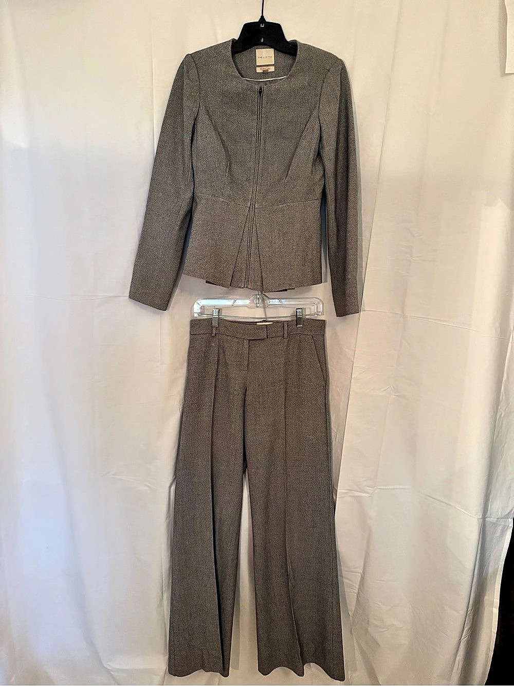 Scandal The Limited Scandal Collection suit Houndstooth Suit in Gray XS Like New